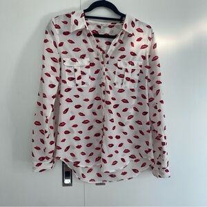 Joie Booker Kiss White and Red Lip Print Blouse size small